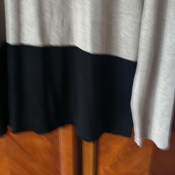 Sweater - Picture 3 of 6